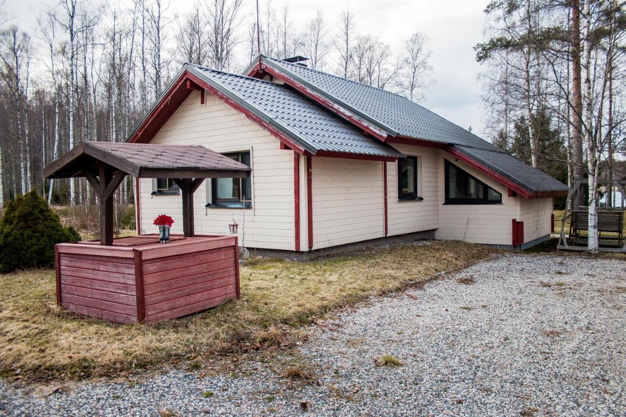 Cottage Kesaeranta Kumia Eksteriør billede